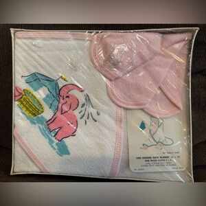 Baby Hooded Bath Towel with Pink Elephant Design